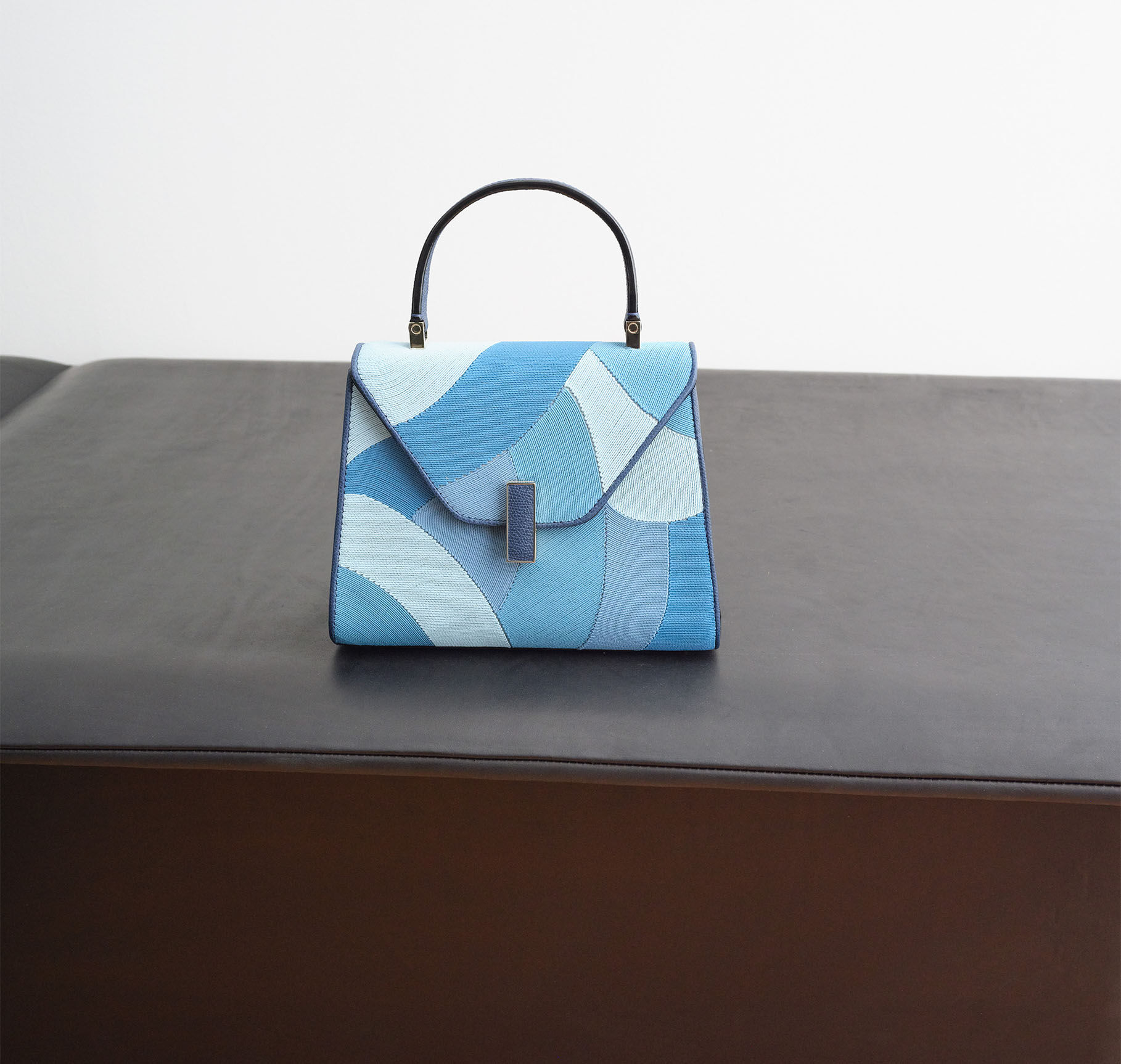 Valextra: Luxury Italian leather handbags, designer purses
