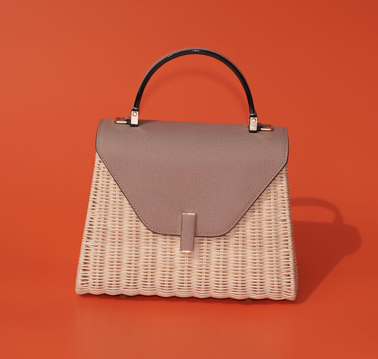 Borsa a mano Iside vimini intrecciata con pelle di vitello marrone Sahara