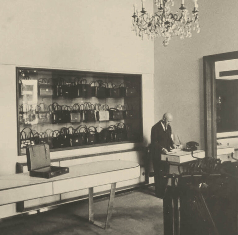 Valextra office