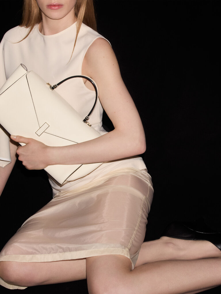  Valextra, Iside Editor top handle bag in white millepunte calf leather