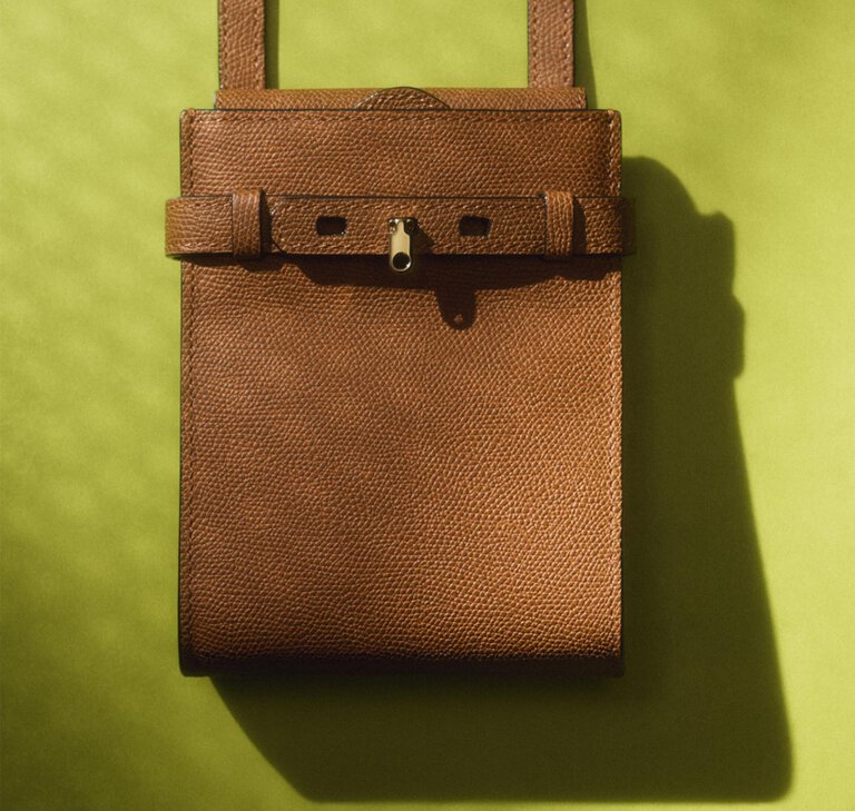 alextra,bitracollina micro bag crossbody in caramel borwn leather