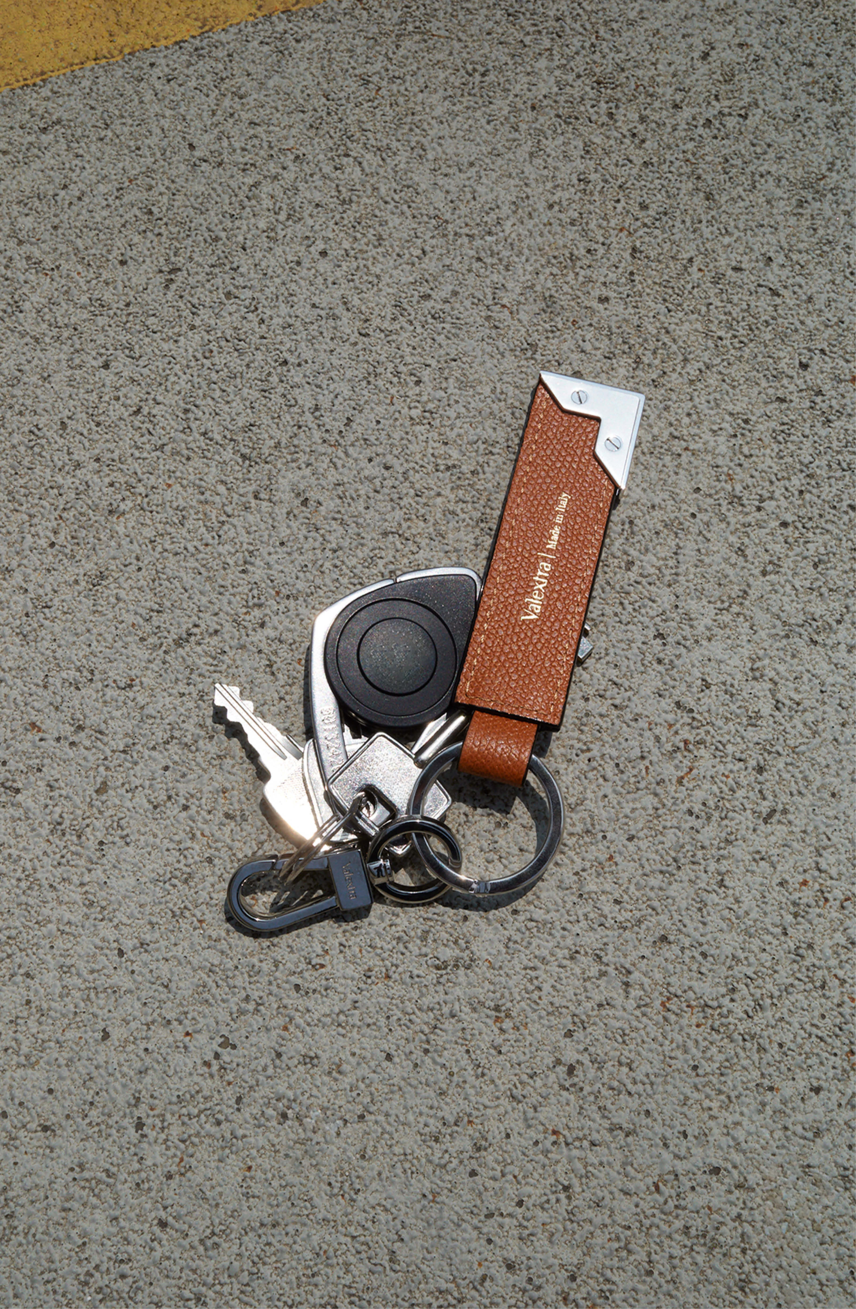 Men & Women's leather keyholders, key pouch wallets | Valextra