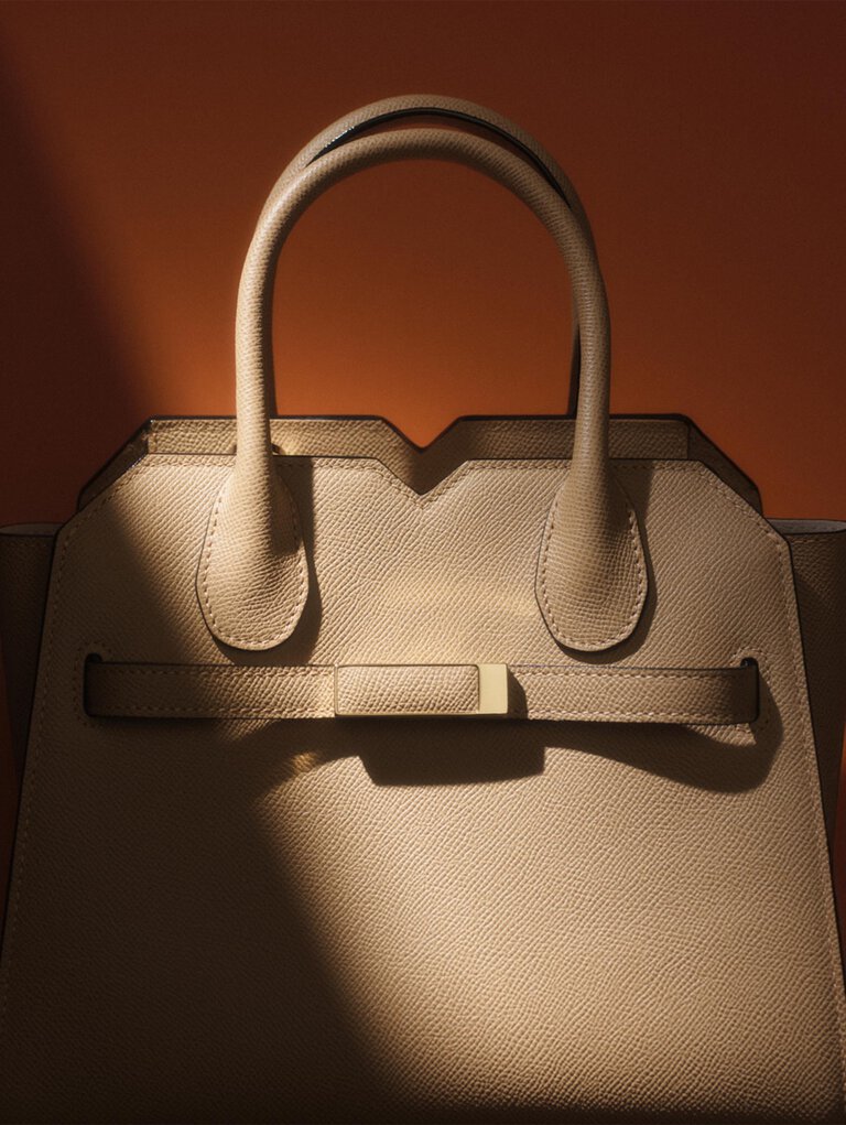 Valextra, Milano two handle leather bag in beige