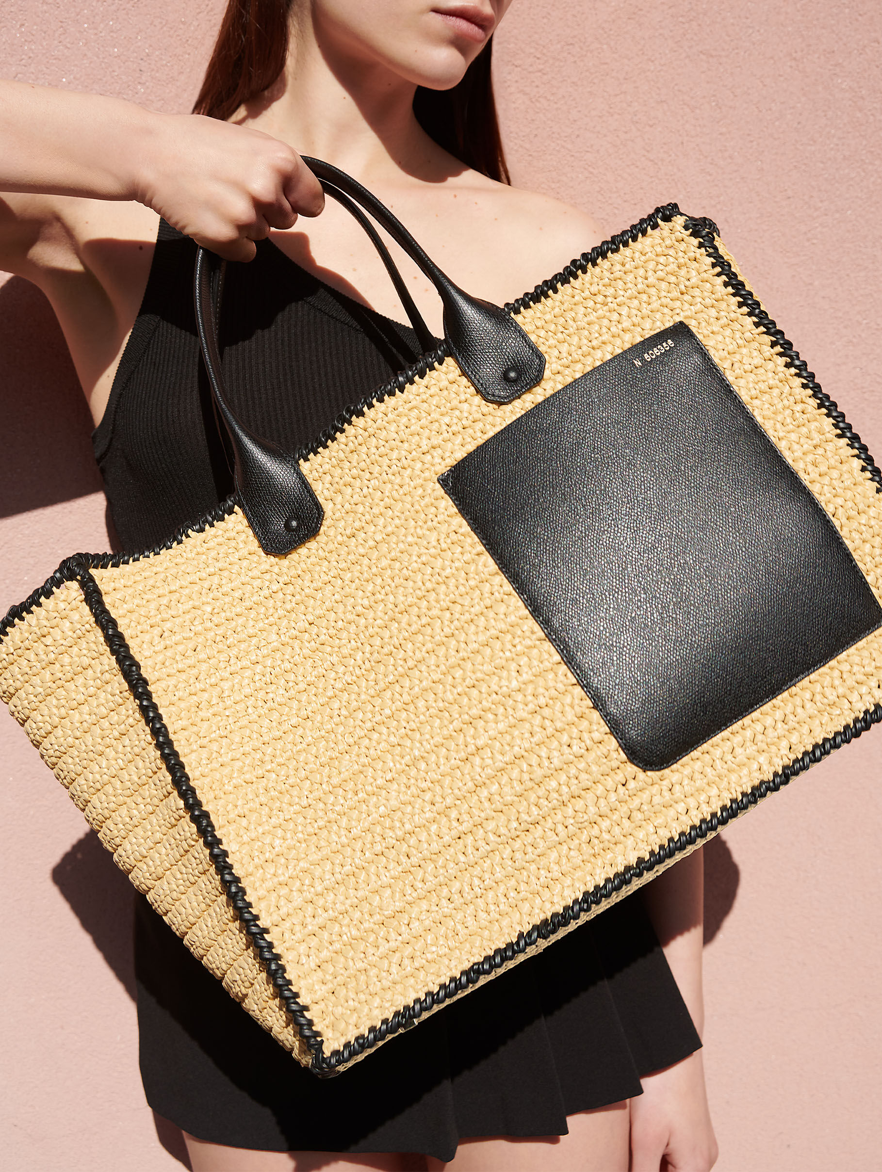 Valextra: Luxury Italian leather handbags, designer purses