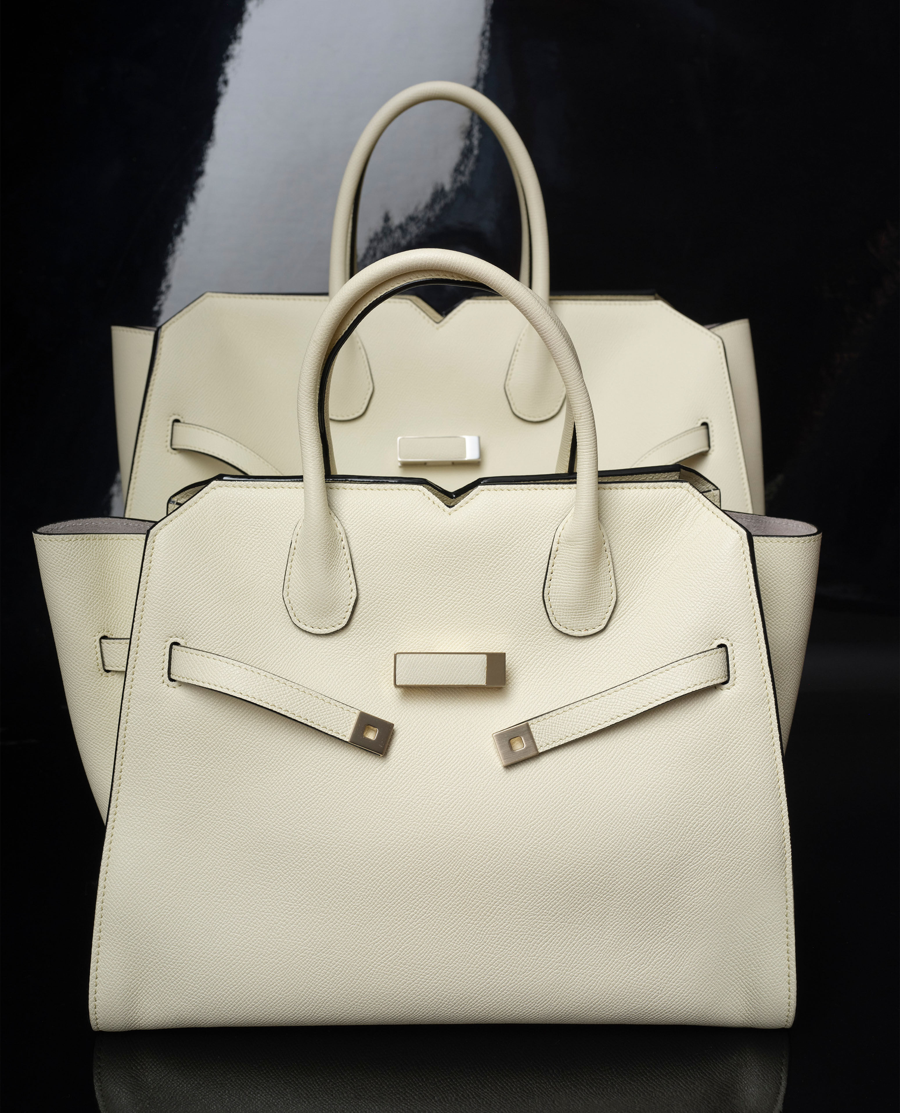 Valextra（ヴァレクストラ）の「Valextra K Val weekend bag