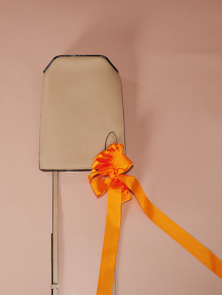 Valextra - Vivi Phone Pouch crossbody in Pergamena white Millepunte leather