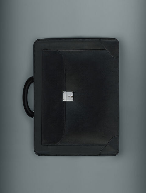 Valextra Meets Katerina Jebb