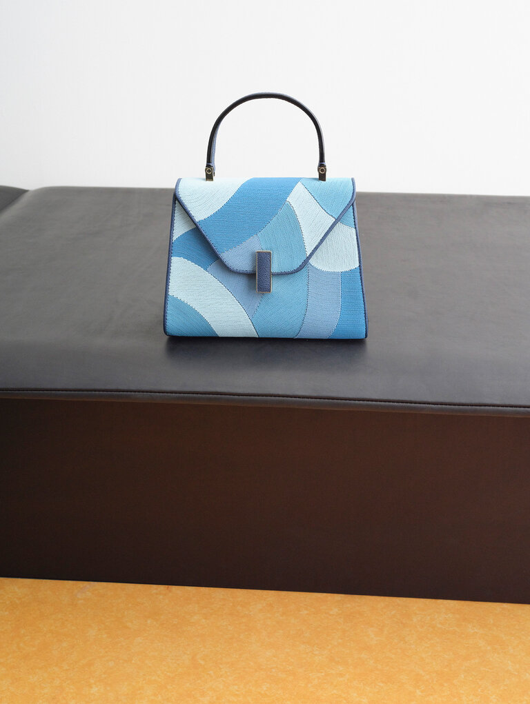 Valextra: Luxury Italian leather handbags, designer purses
