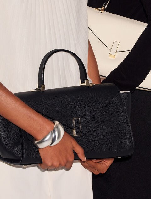 The Iside Editor: A New Perspective