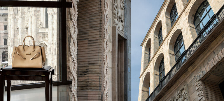 Milano Outside/Inside - Borsa in pelle Milano davanti a Piazza del Duomo di Milano - Valextra