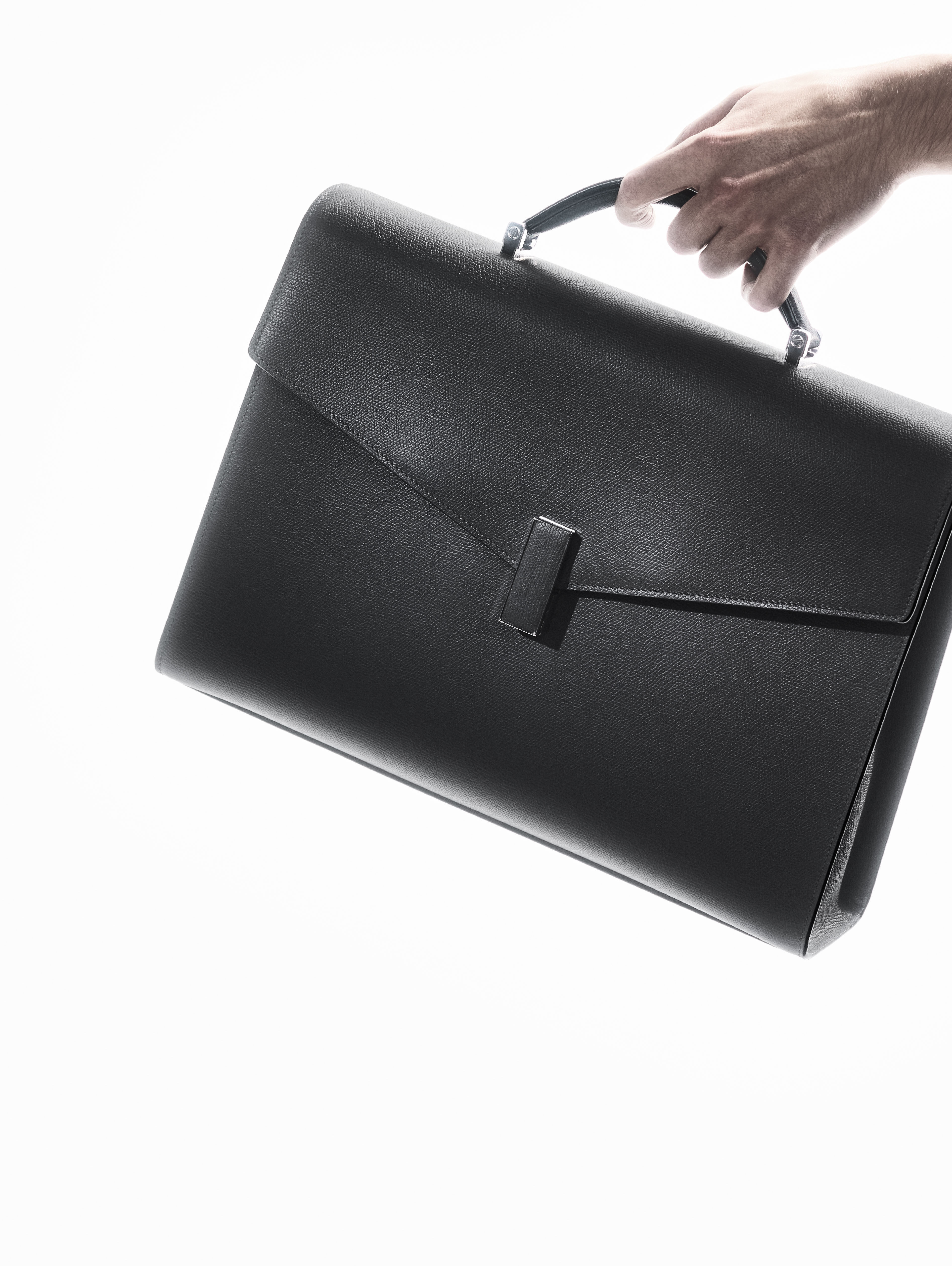 Valextra: Luxury Italian leather handbags, designer purses