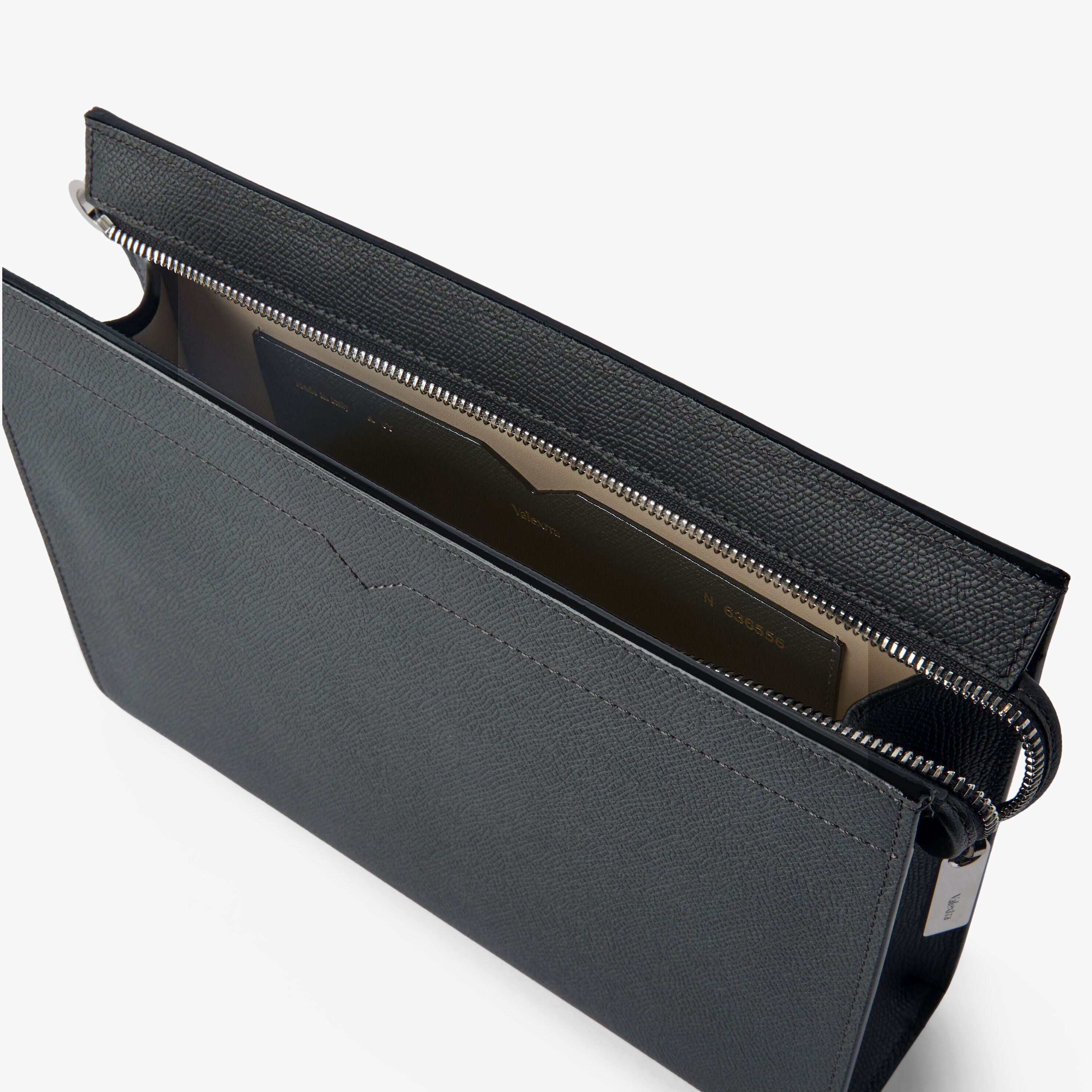 Men's Gray Luxury Grained Leather Document Holder | Valextra V-Line