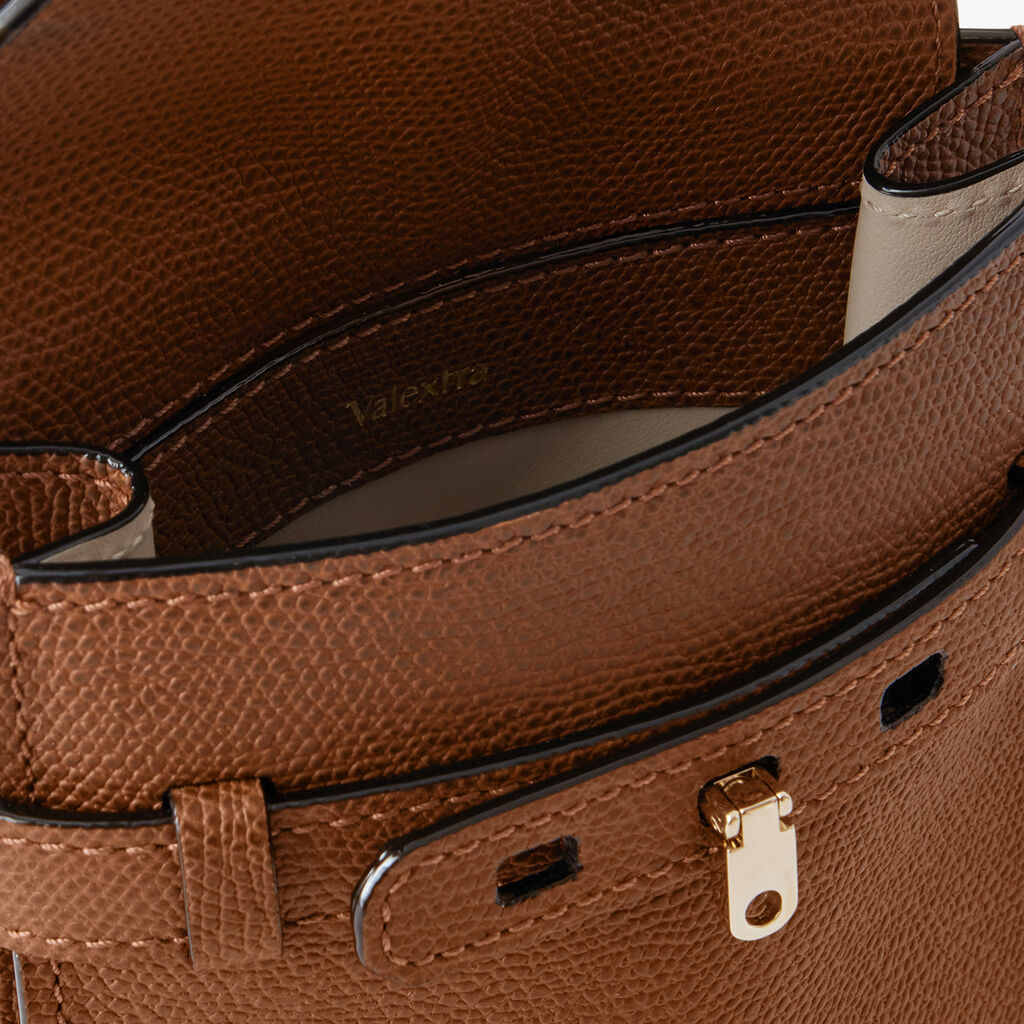 Brera B-Tracollina slim Crossbody micro bag - Chocolate Brown - Vitello VS - Valextra - 2