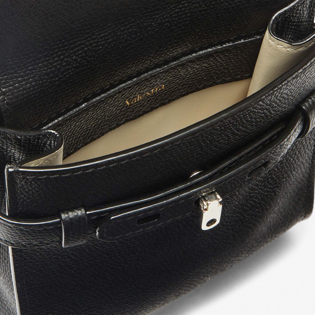 Brera B-Tracollina slim Crossbody micro bag - Black - Vitello VS - Valextra - 3