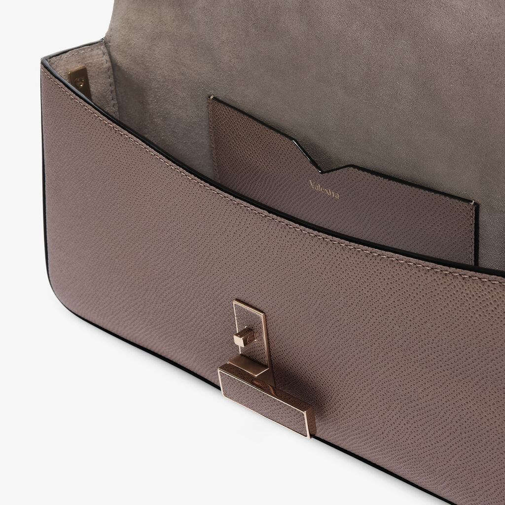 Iside Shoulder Bag - Sahara Brown - Millepunte Soft calf leather - Valextra - 2