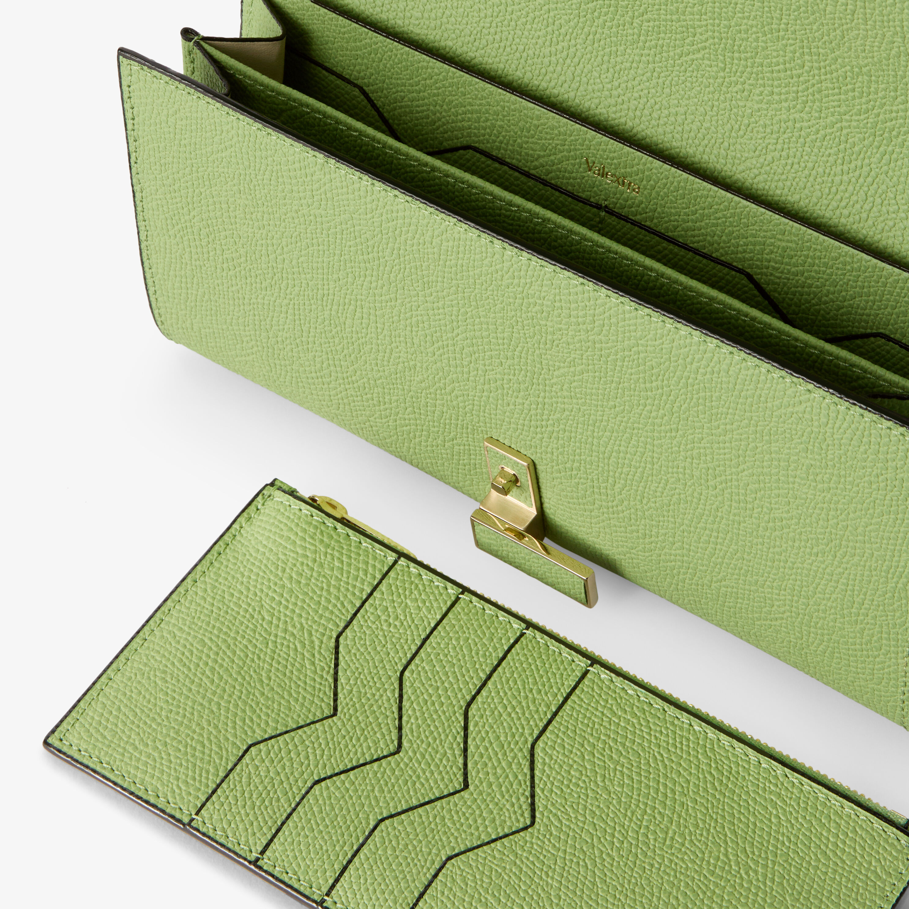Luxury Leather Green Designer Wallets | Valextra