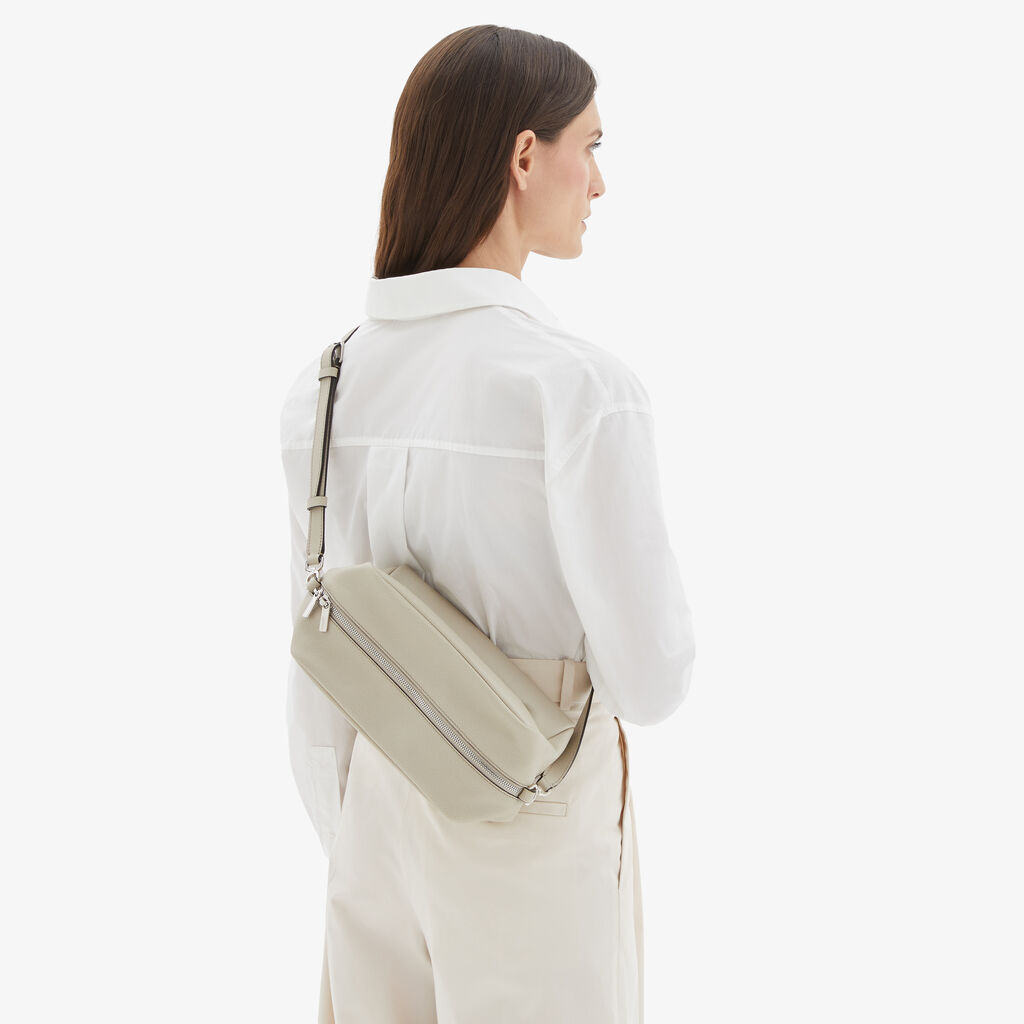 Origami Crossbody Medium Bag - Linen Grey - Vitello Millepunte Soft - Valextra - 2