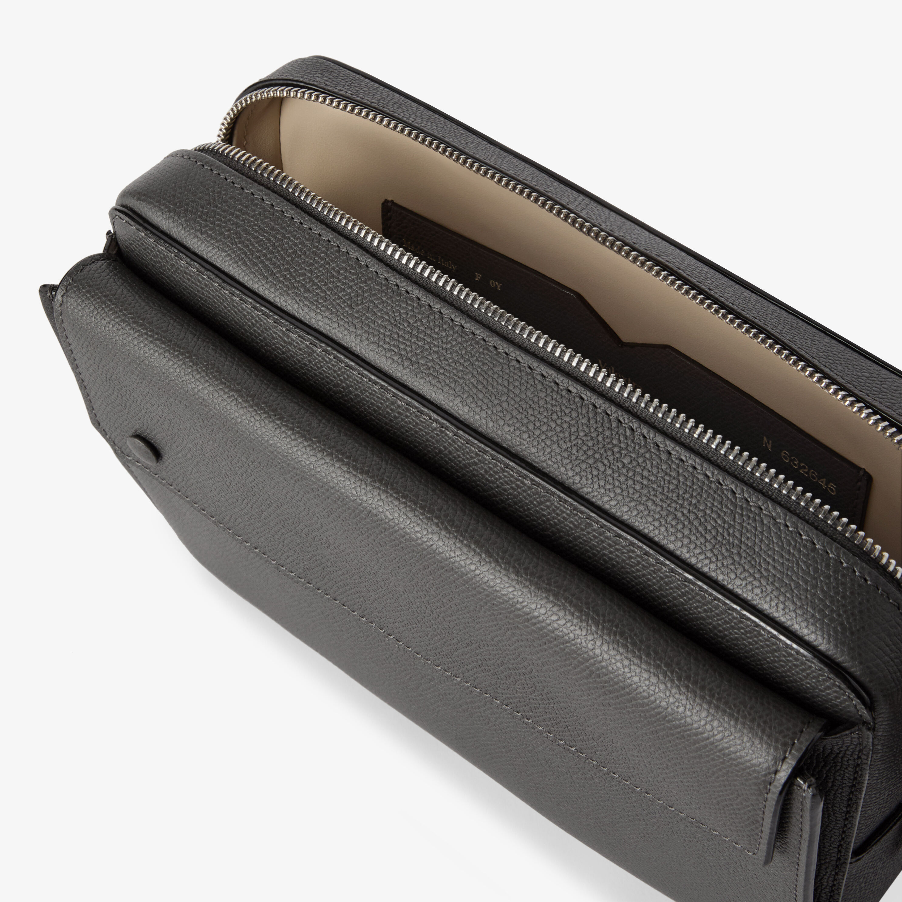 Men's Gray Luxury Grained Leather Bum Bag | Valextra Pocket