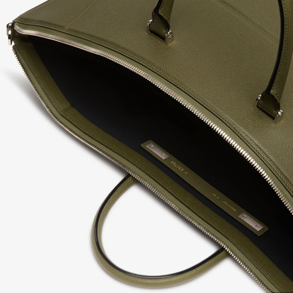 Borsa da viaggio Poliedrica - Verde Militare - Vitello VS - Valextra - 3