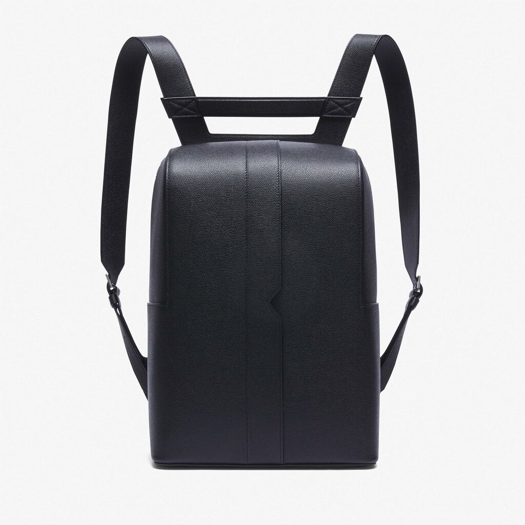 Valextra V-Line: Black Leather elegant laptop backpack