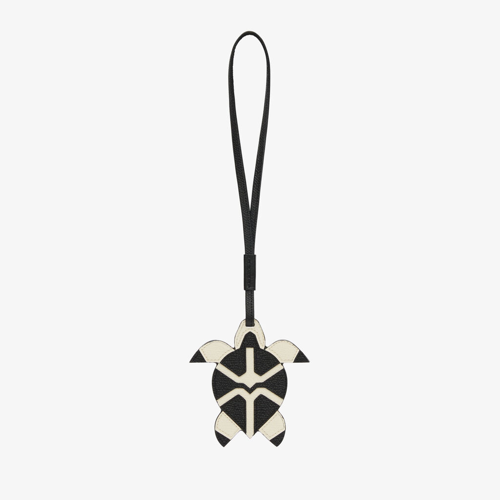 Turtle Charm - Pergamena White/Black - Vitello VS - Valextra - 1