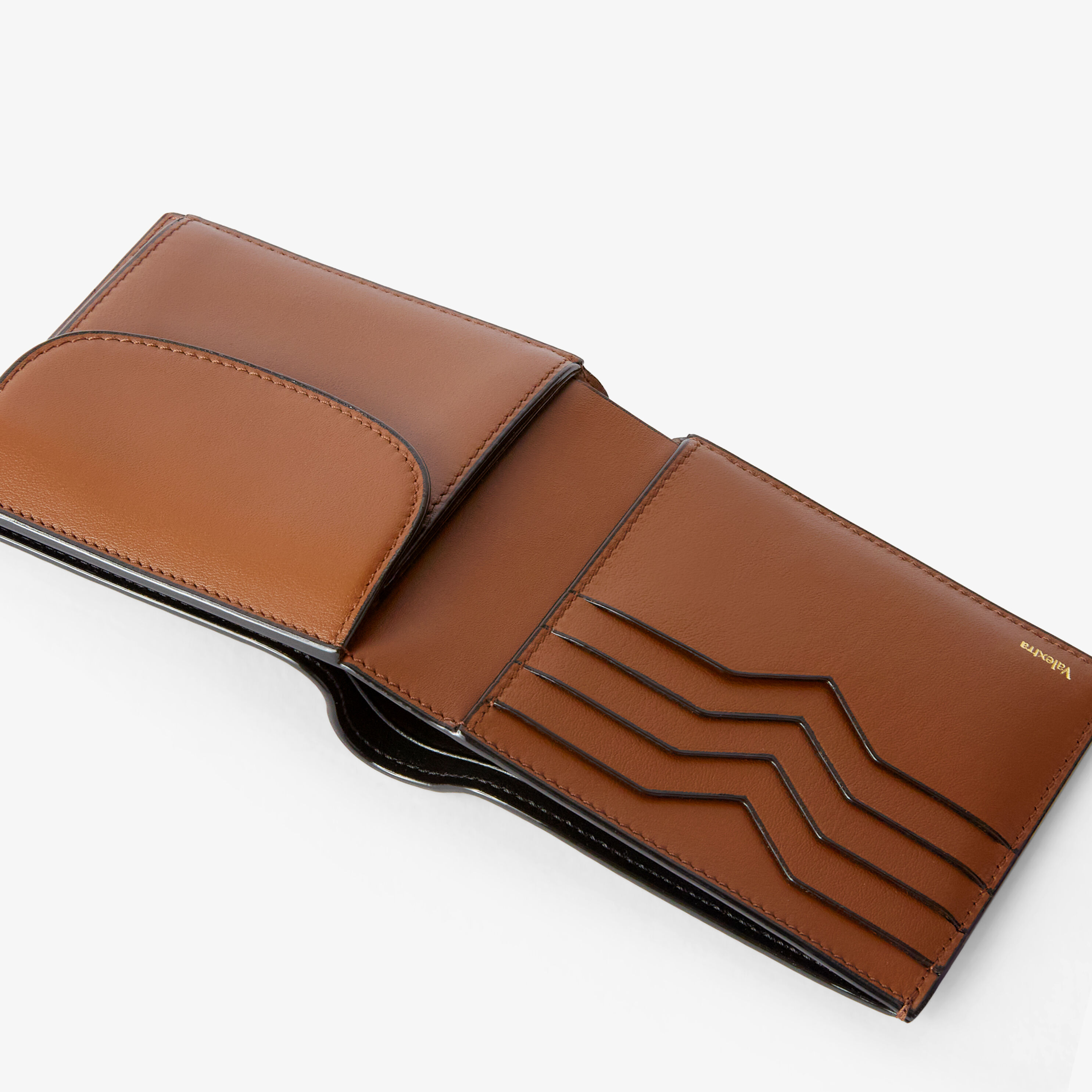 Brown Grained Leather Luxury Wallet 4CC With Coin Holder | Valextra
