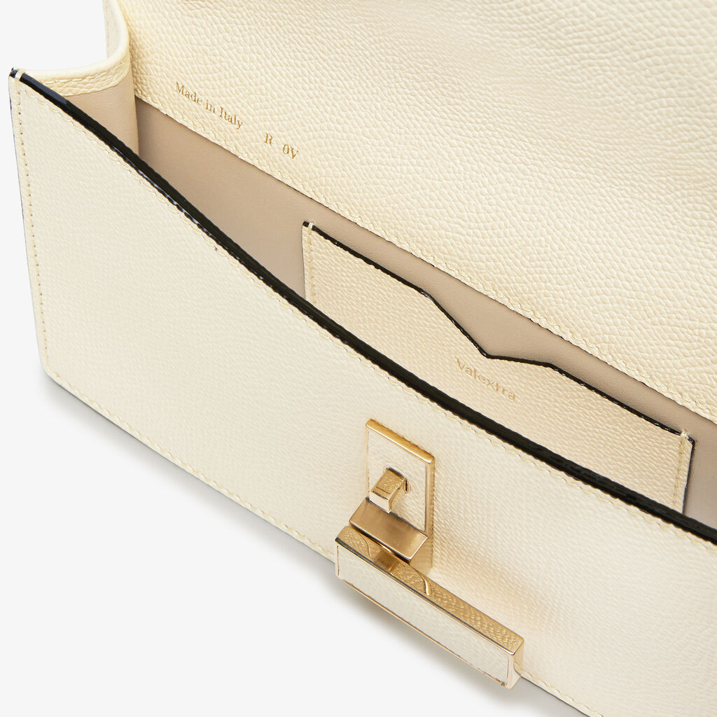 Iside clutch bag - Pergamena White - Vitello VS - Valextra - 4