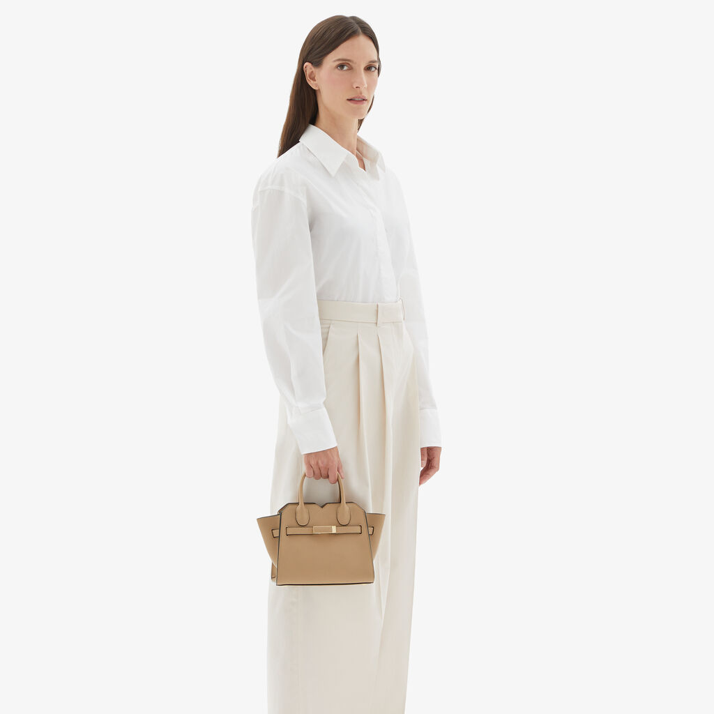 Milano Crossbody Micro Bag - Cashmere Beige - Vitello Millepunte Soft - Valextra - 3