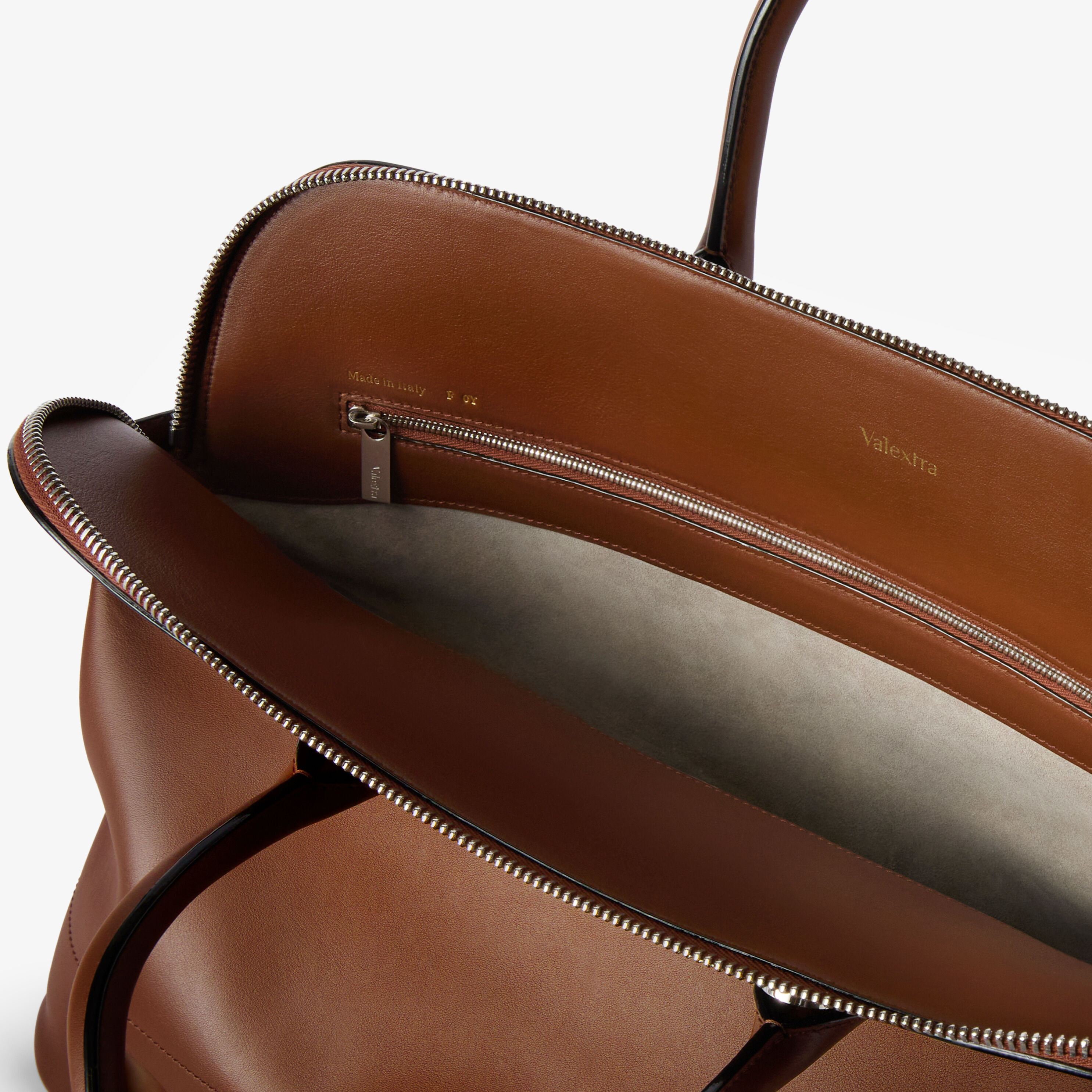 Men's Brown Luxury Grained Leather Bowling Bag | Valextra My Logo