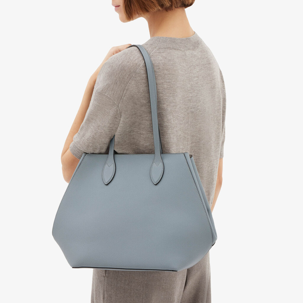 Vivi Shopping Medium Bag - Niagara Blue - Vitello Millepunte Soft - Valextra - 3