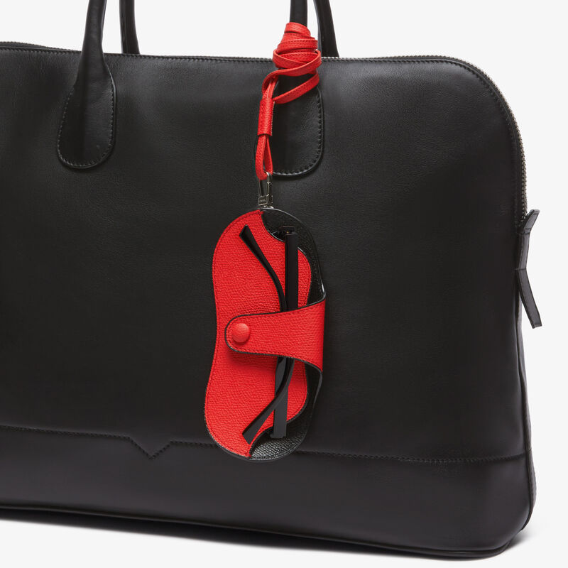 Porta Occhiali con Tracolla - Rosso Cremisi/Nero - Pelle di vitello Millepunte - Valextra - 3