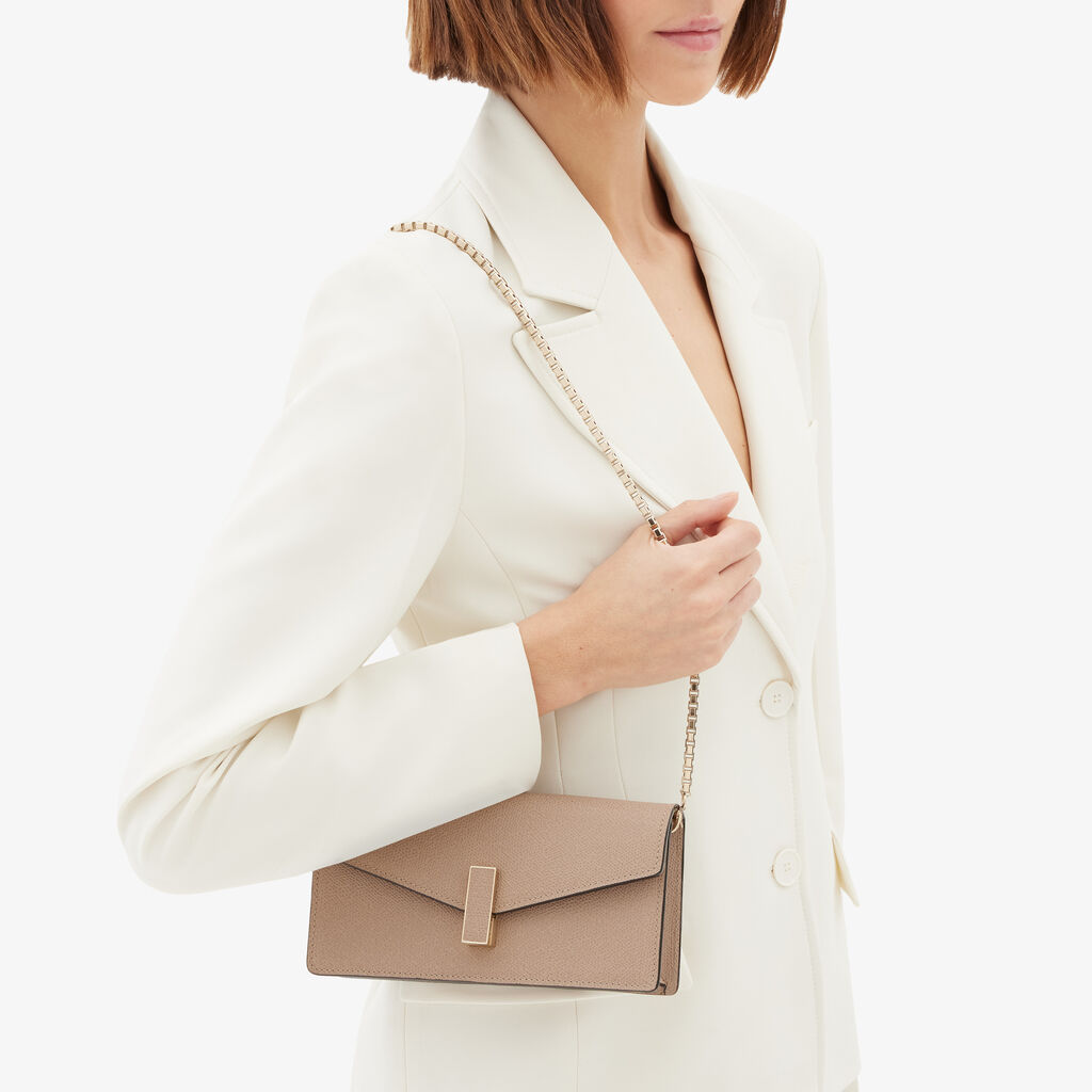 Iside clutch - - Vitello VS - Valextra - 2