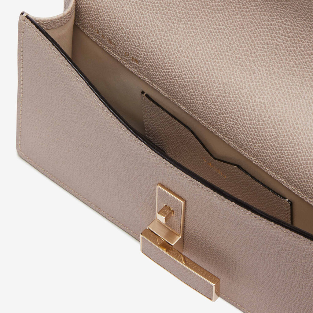 Iside Clutch - Nude Pink - Vitello VS - Valextra - 3