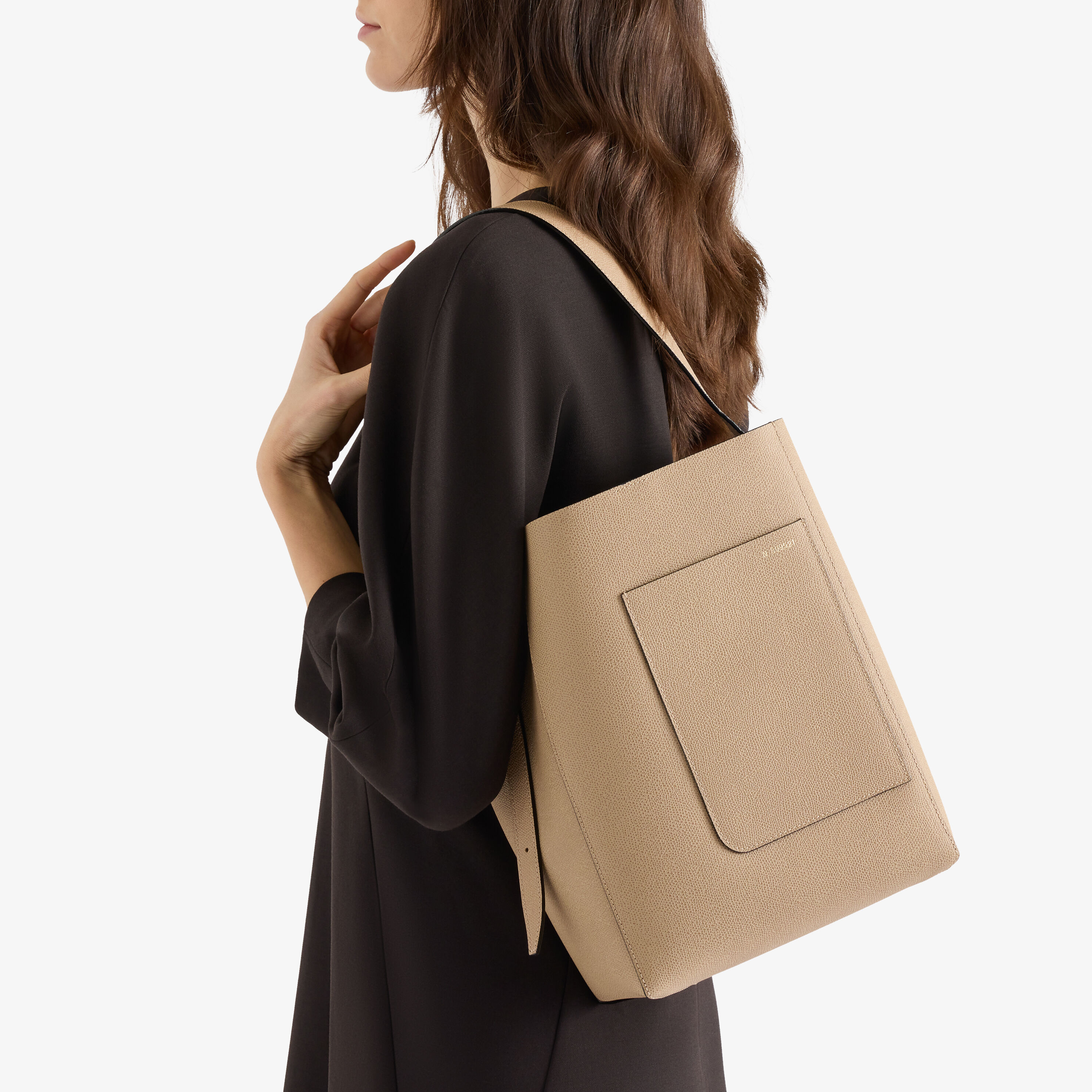 Women's Beige Luxury Leather bucket bag | Valextra Soft