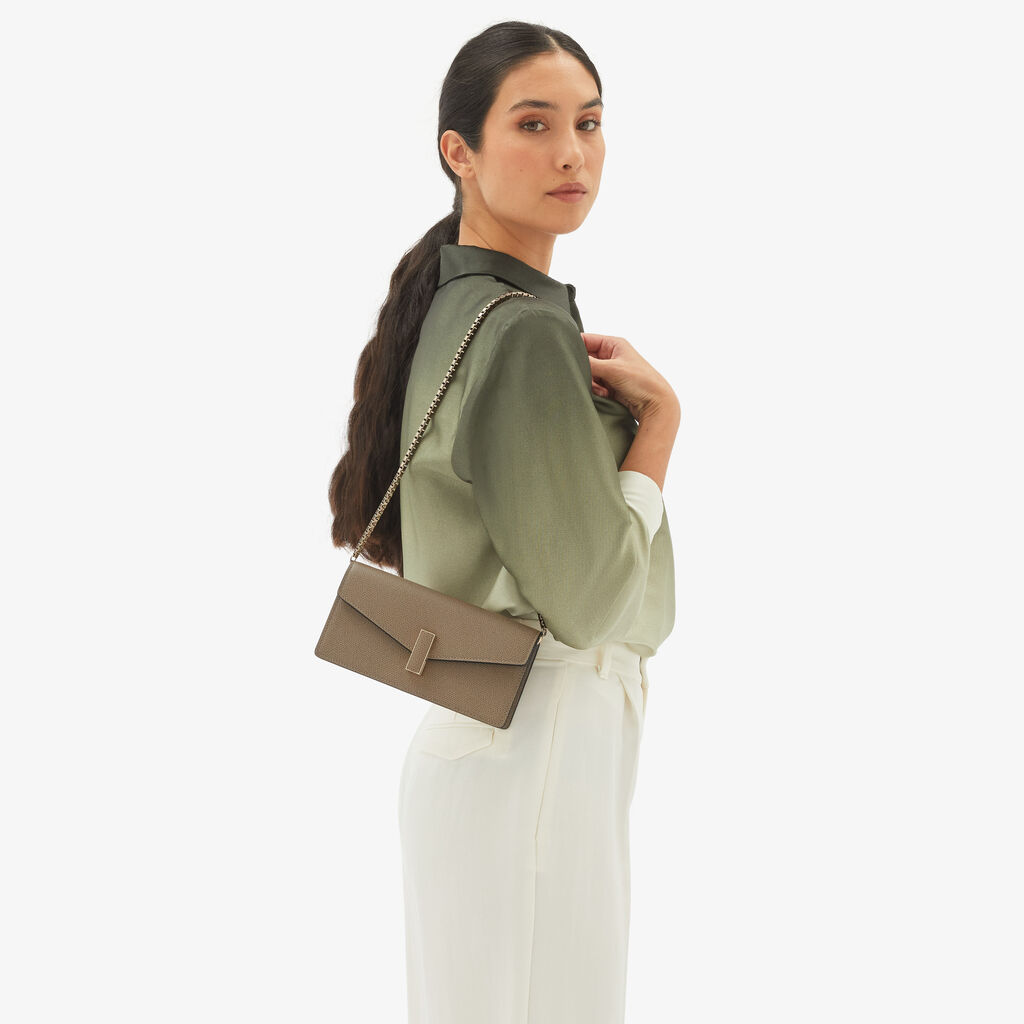 Iside Clutch - Oyster Brown - Vitello VS - Valextra - 2