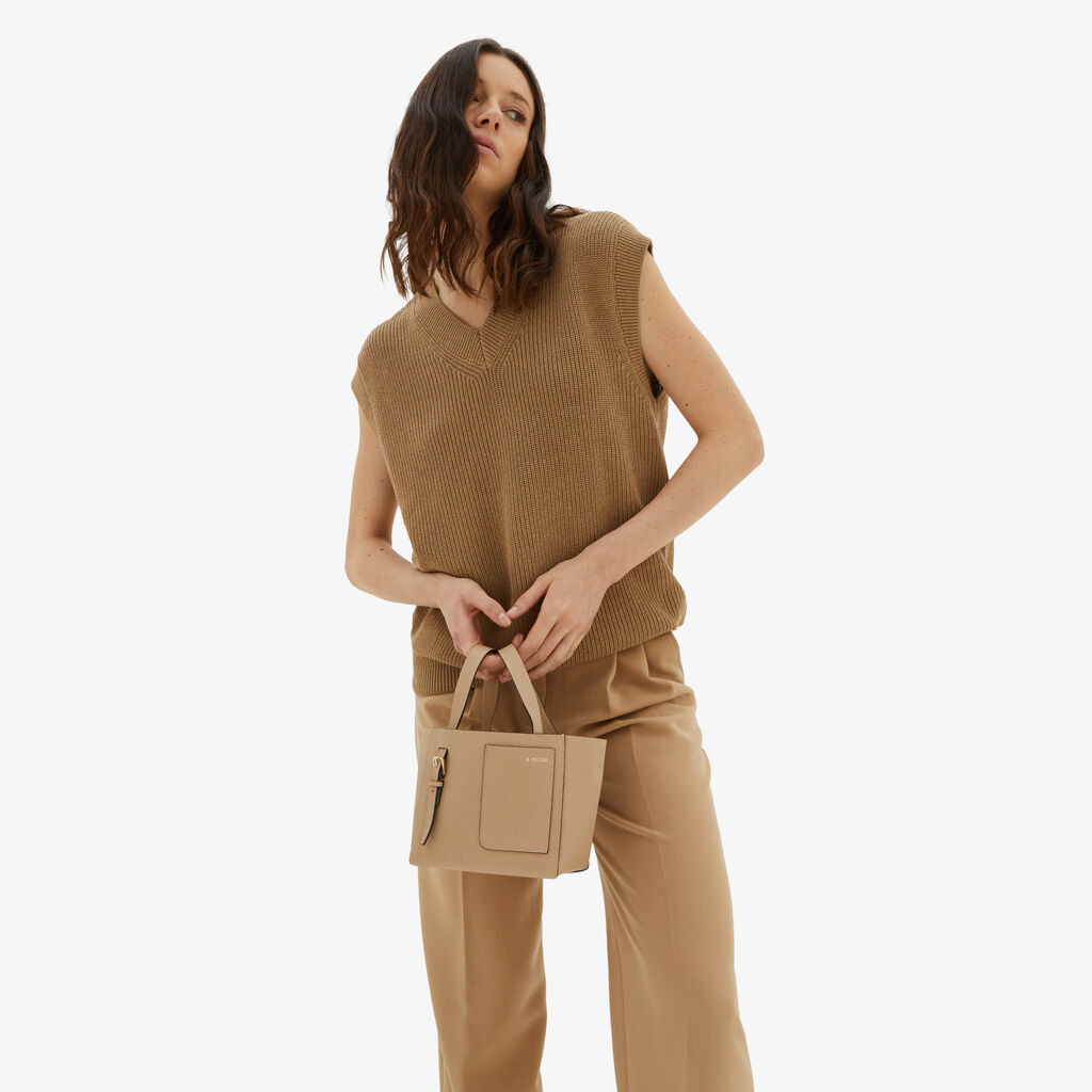 Soft Bucket Micro bag - Cashmere Beige - Vitello VS - Valextra - 2