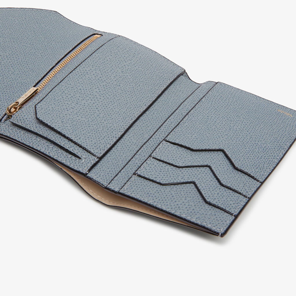 Iside Fold Wallet - Niagara Blue - Vitello VS - Valextra - 2