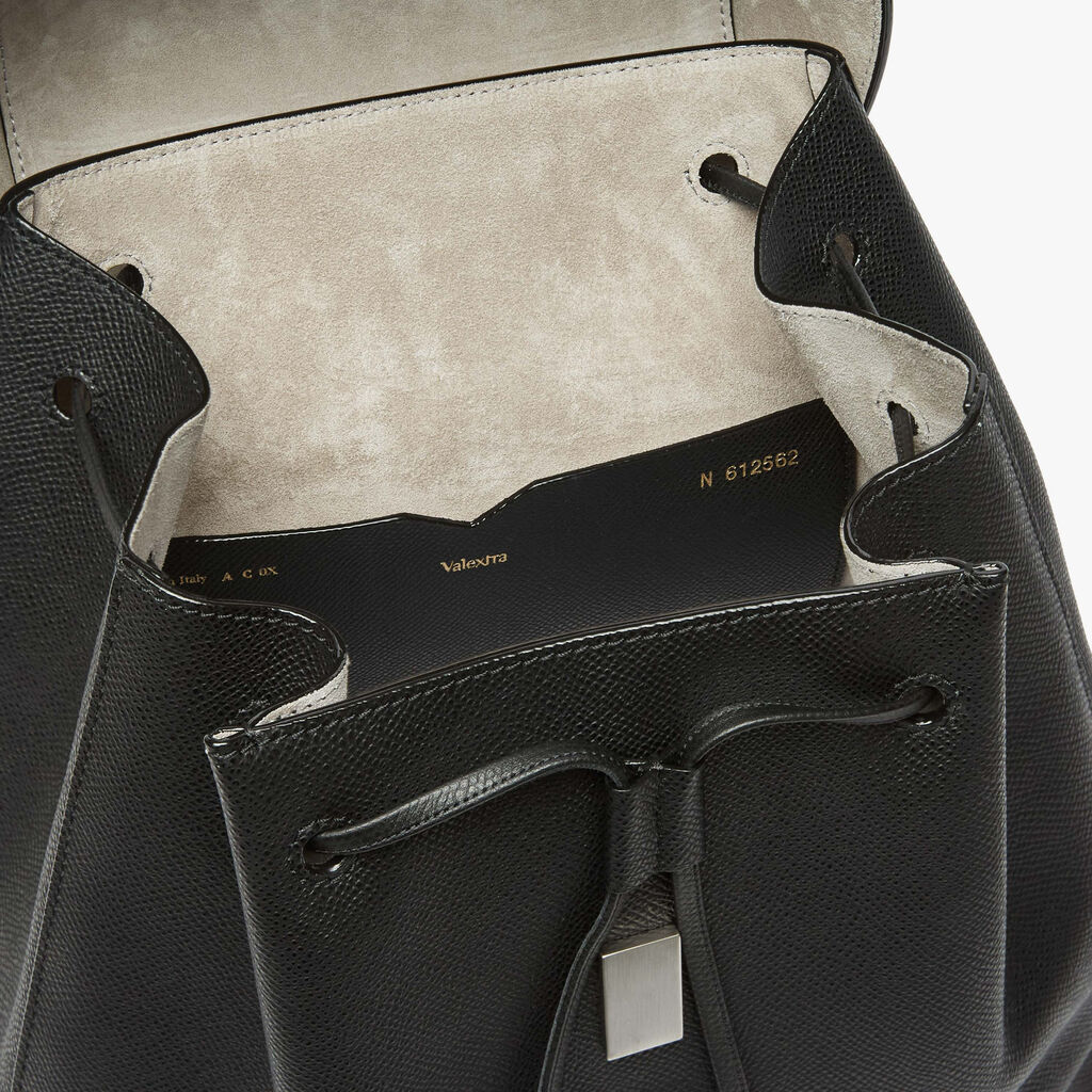 Iside Medium Backpack - Black - Vitello Millepunte Soft - Valextra - 7