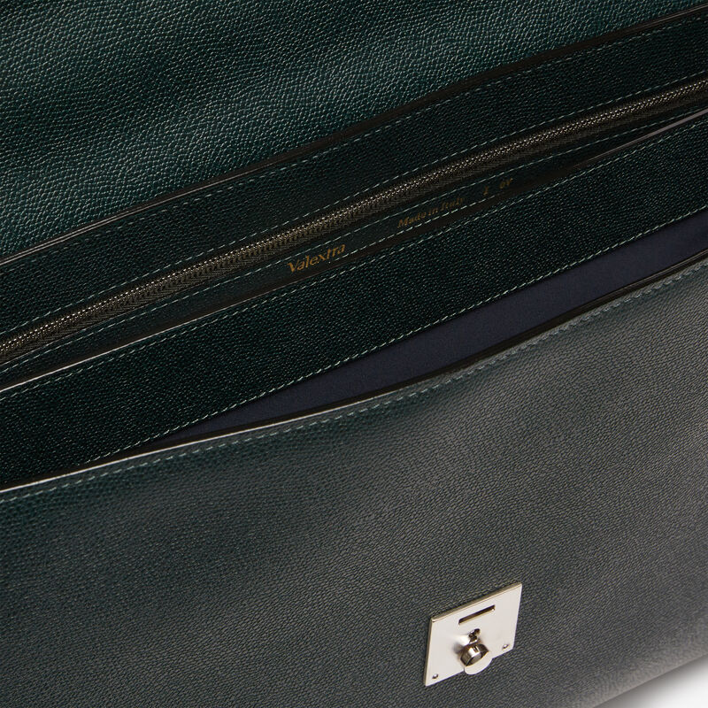 Avietta Briefcase with Flap 24h - Valextra Green - Millepunte calf leather - Valextra - 3