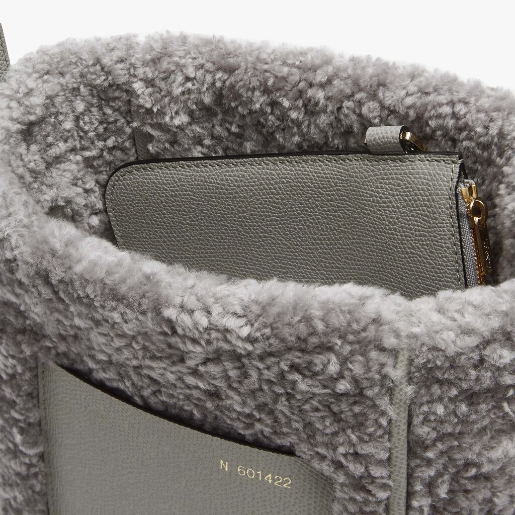 Soft Shearling Bucket Mini Bag - Cement Grey - Vitello VS-Montone - Valextra - 5