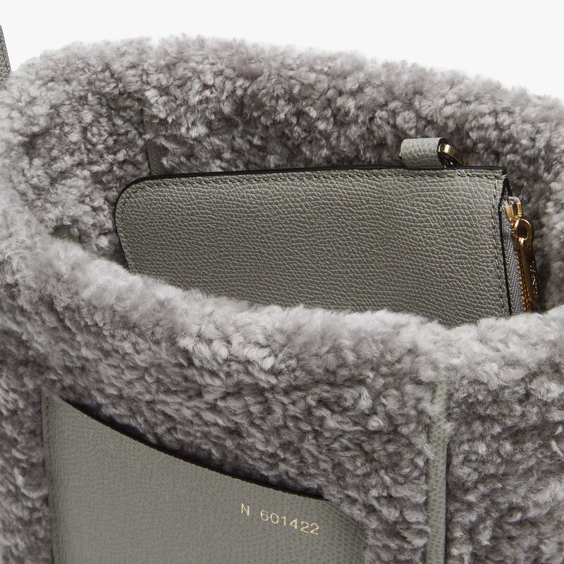 Soft Shearling Bucket Mini Bag - Cement Grey - Pelle di Vitello Millepunte and Shearling - Valextra - 5