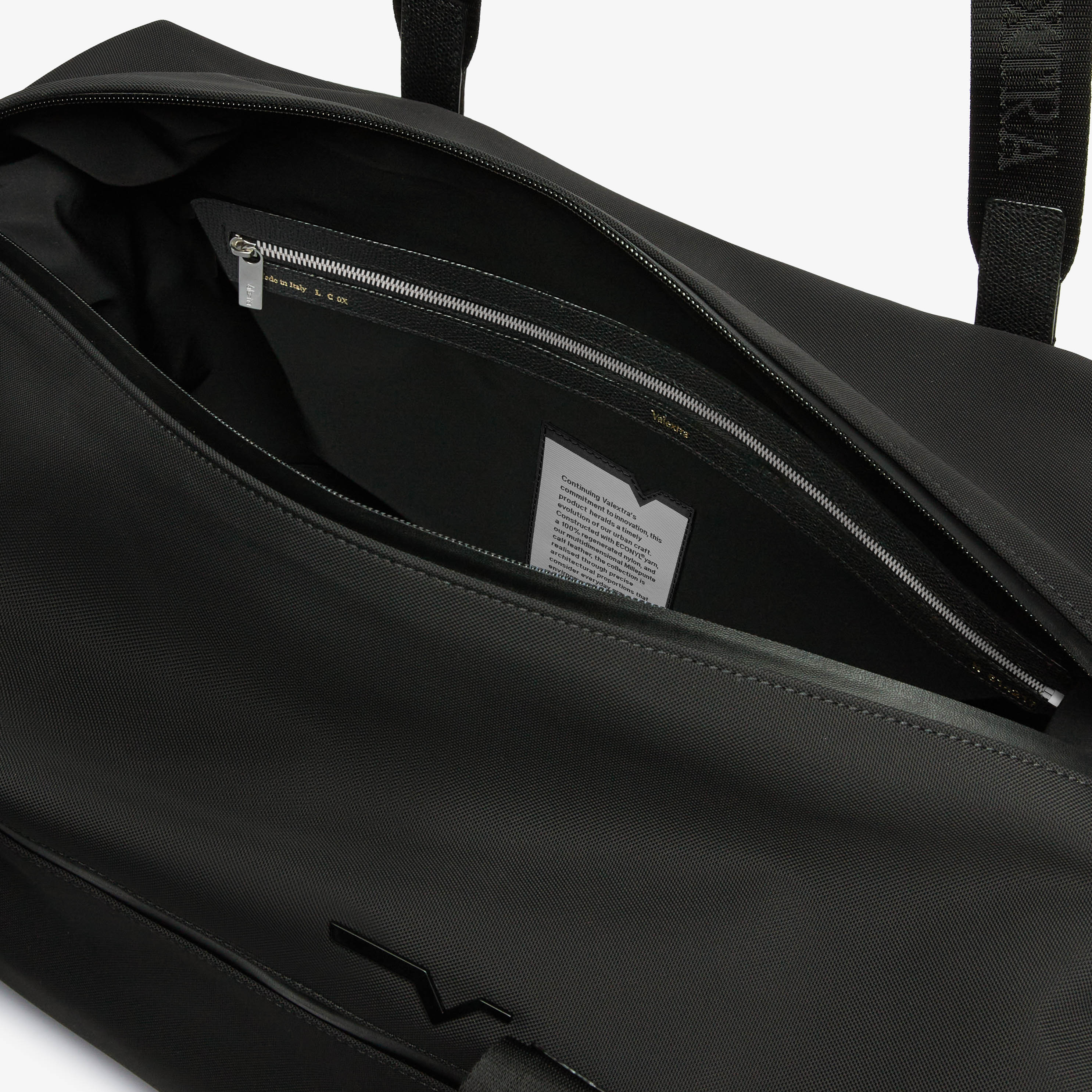 Men's Black Luxury Leather travel duffle bag | Valextra