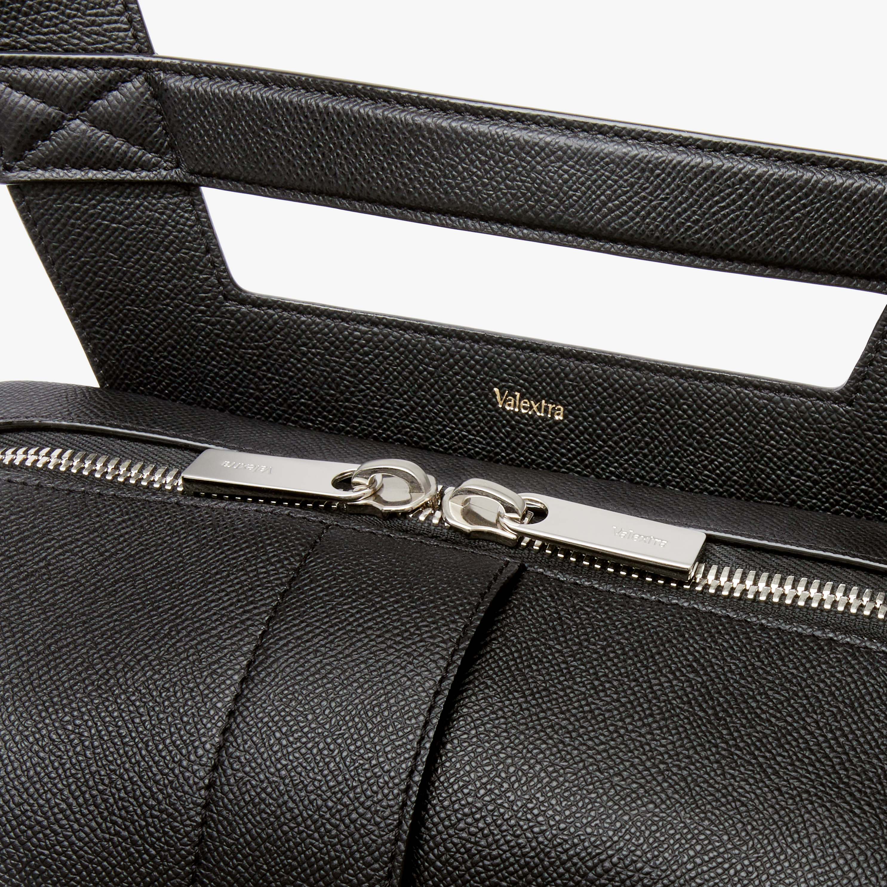 Men's Black Leather Luxury backpack | Valextra V-Line